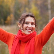 SandraWeber - Hellsehen mit Hilfsmittel - Beruf & Karriere - Rider Waite Tarot - Astrologie & Horoskope - Engelkarten